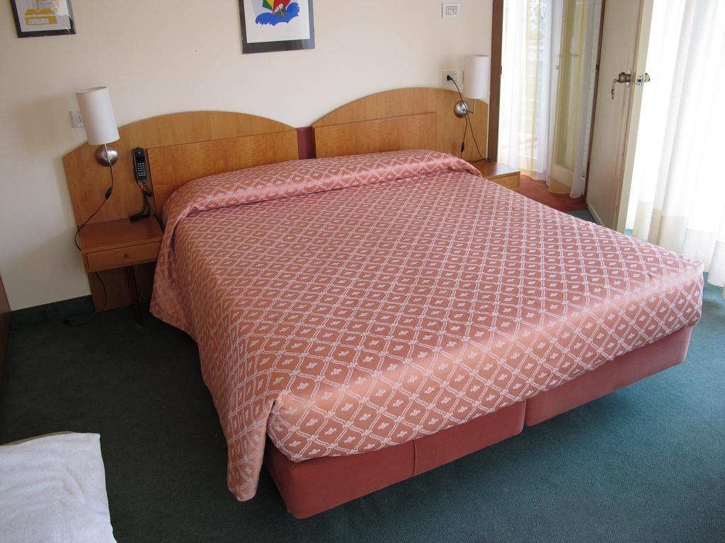 Hotel Astoria Lido Sirmione Pokój zdjęcie