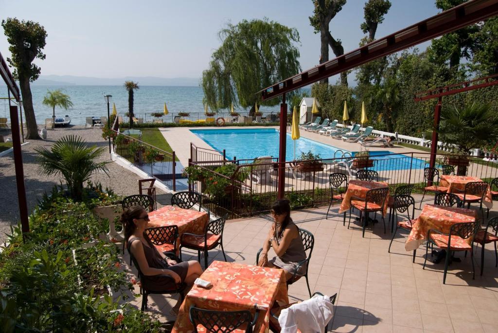 Hotel Astoria Lido Sirmione Zewnętrze zdjęcie